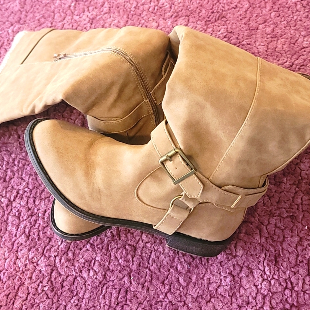 Tan Boots